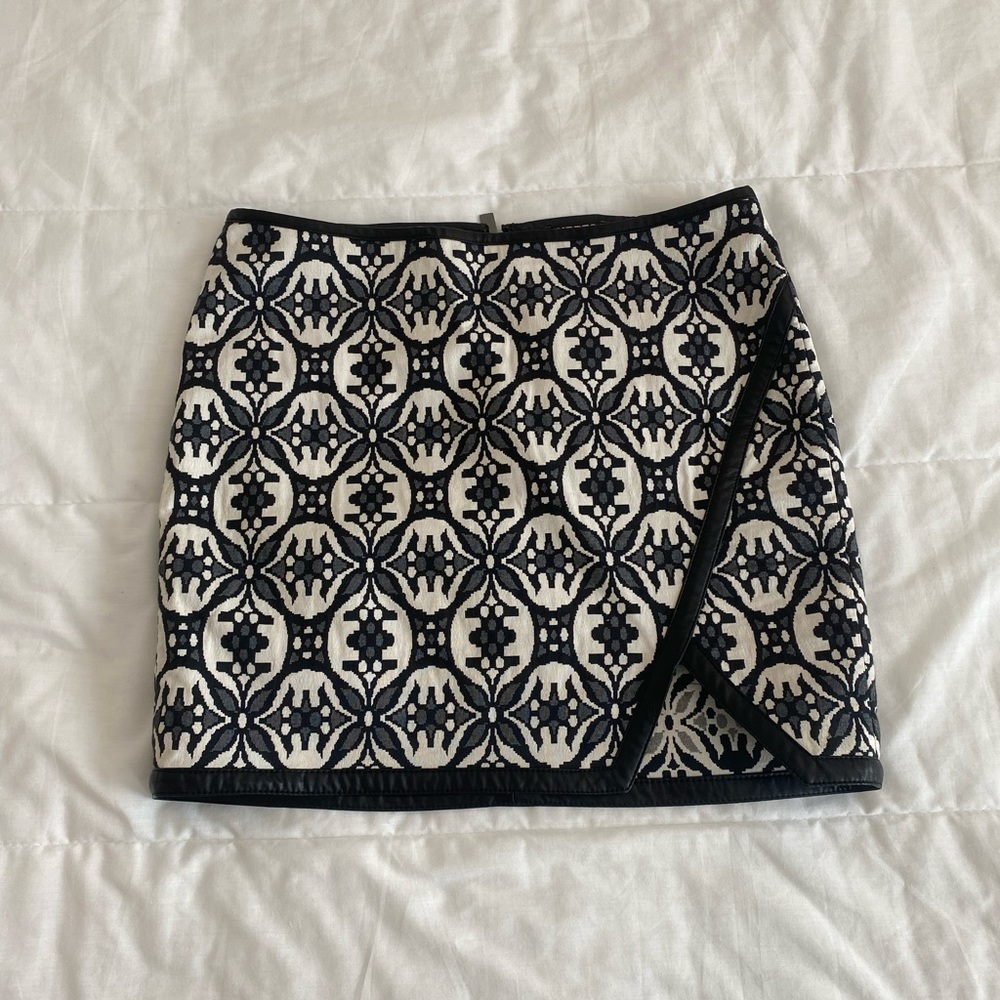 Express Mini Skirt